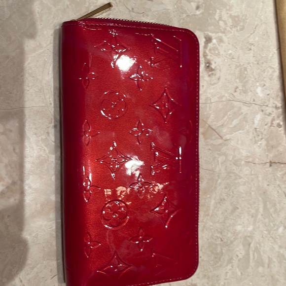 Brand new Louis Vuittons collection wallet - Picture 1 of 5